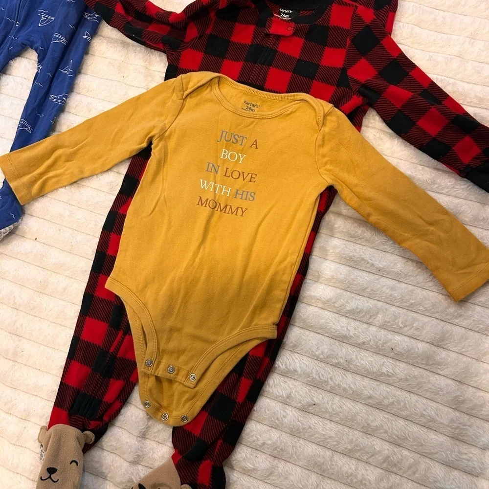 8 Piece Carter’s 24M Long-Sleeve Onesies/ Pajama Bundle